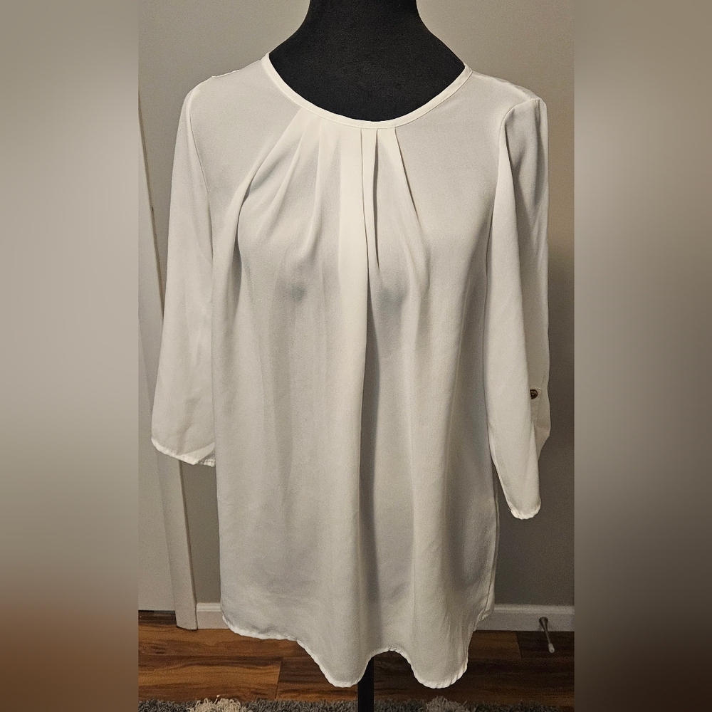 Coco & Main White 3/4 Sleeve Blouse Size M